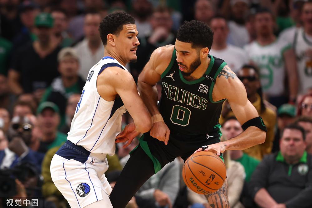 麦卡蒂尔年 麦卡蒂尔年