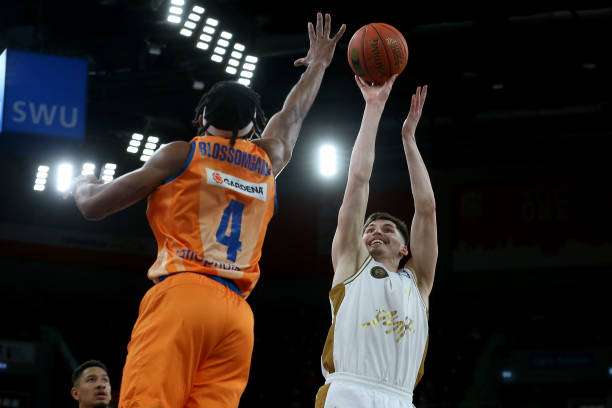 之间的一次 之间的一次